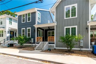 325 W Rock Street, Fayetteville, AR 72701