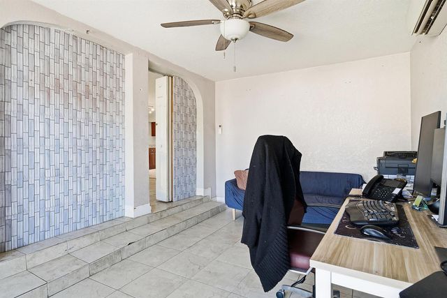 333 Mid Pines Road, Palm Springs, FL 33461