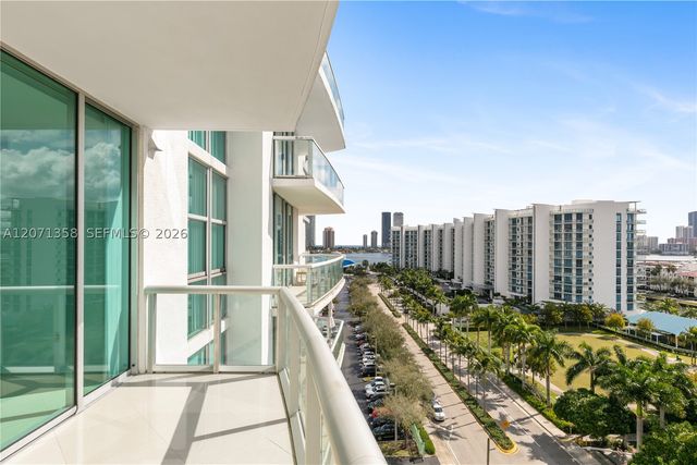 3131 NE 188th St 2-1010, Aventura, FL 33180