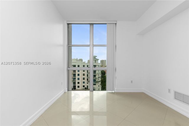 3131 NE 188th St 2-1010, Aventura, FL 33180