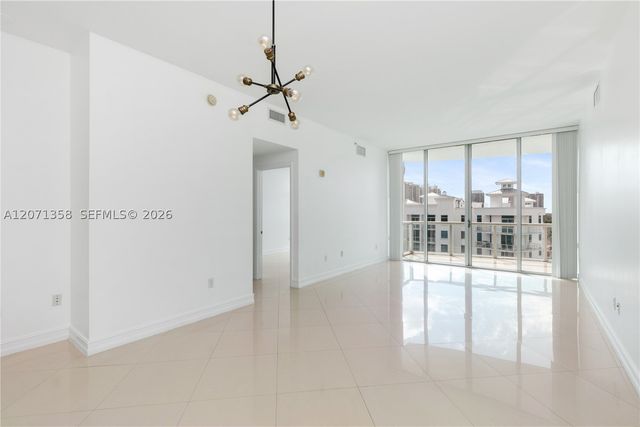 3131 NE 188th St 2-1010, Aventura, FL 33180