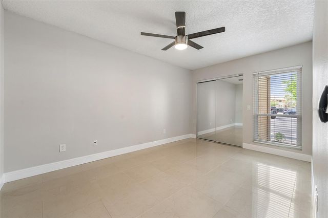 4304 MIDDLEBROOK ROAD 4304, Orlando, FL 32811