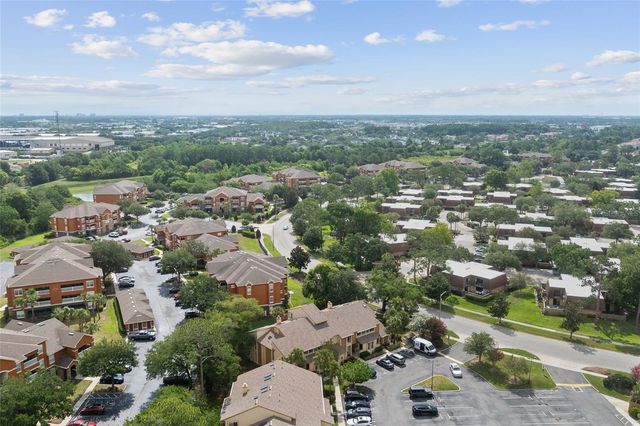4304 MIDDLEBROOK ROAD 4304, Orlando, FL 32811