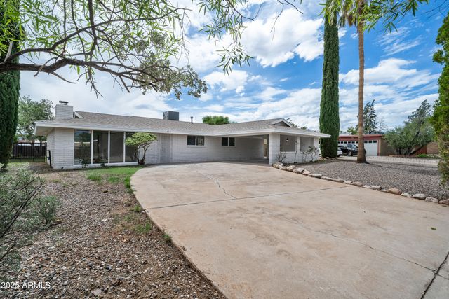 2200 MADERA Drive, Sierra Vista, AZ 85635