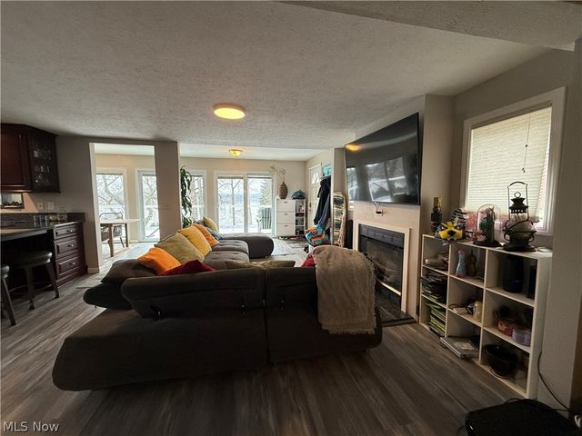 1376 Catherine Avenue Extension, Lakemore, OH 44250