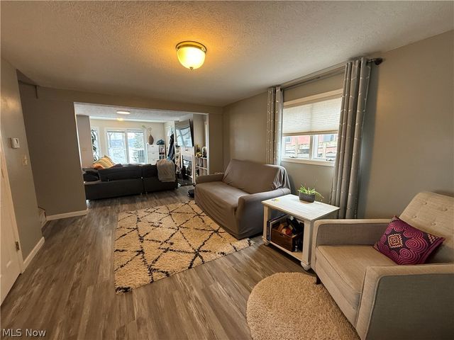 1376 Catherine Avenue Extension, Lakemore, OH 44250