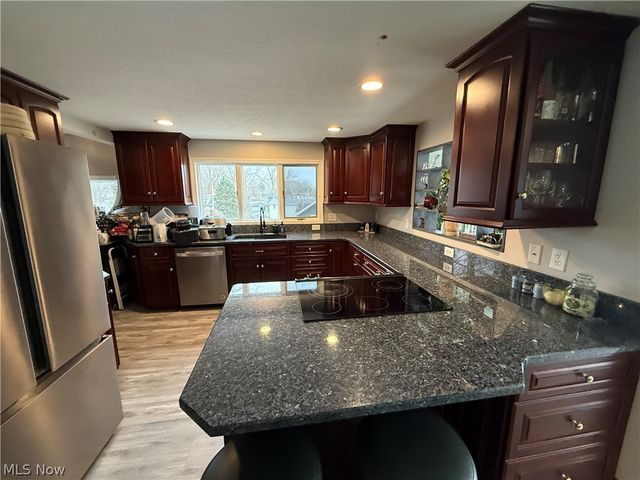 1376 Catherine Avenue Extension, Lakemore, OH 44250