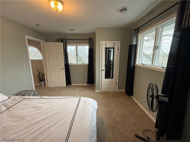 1376 Catherine Avenue Extension, Lakemore, OH 44250