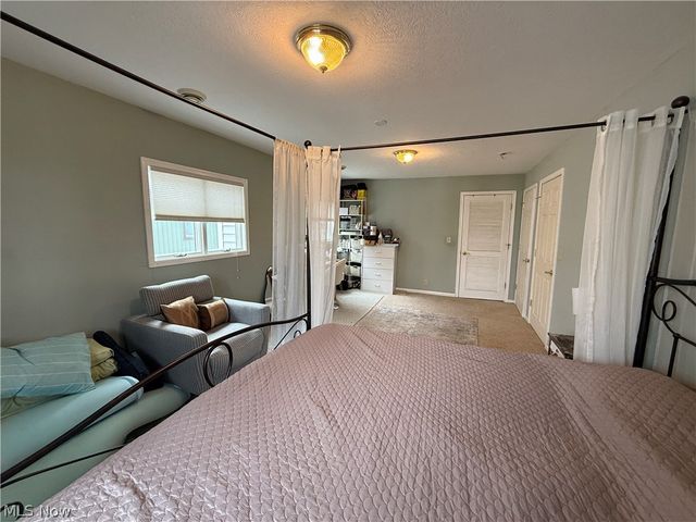 1376 Catherine Avenue Extension, Lakemore, OH 44250