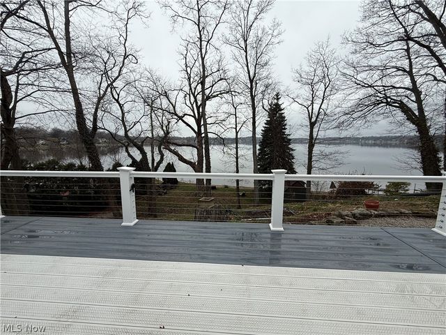 1376 Catherine Avenue Extension, Lakemore, OH 44250