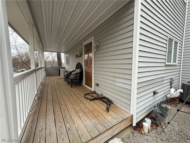 1376 Catherine Avenue Extension, Lakemore, OH 44250