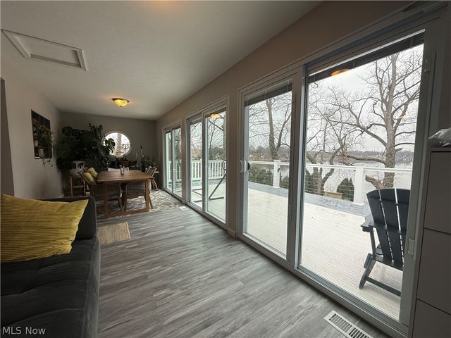 1376 Catherine Avenue Extension, Lakemore, OH 44250