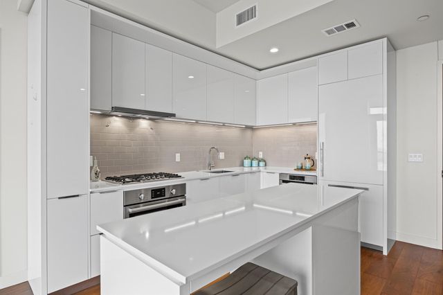 44 East Ave 3406, Austin, TX 78701