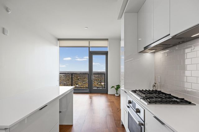 44 East Ave 3406, Austin, TX 78701