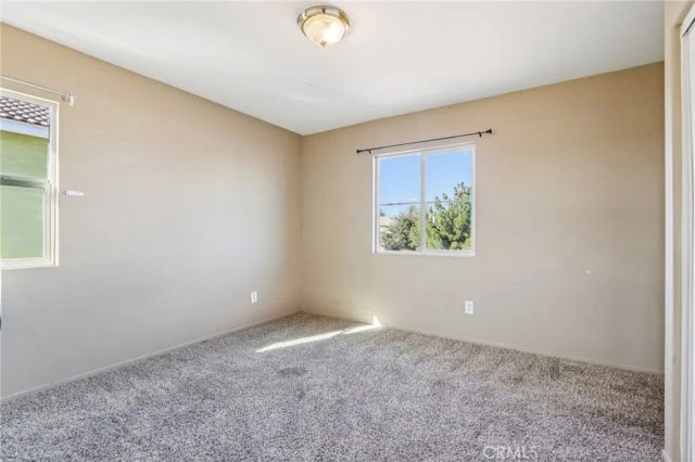 15015 Kitfox, Victorville, CA 92394