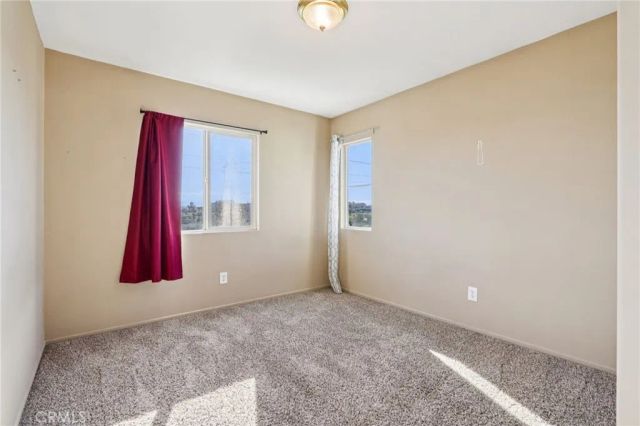 15015 Kitfox, Victorville, CA 92394