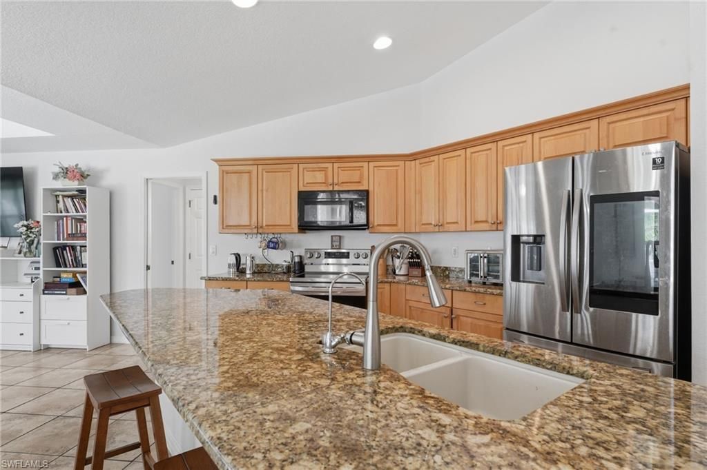 3418 Oasis BLVD, CAPE CORAL, FL 33914 — photo 3