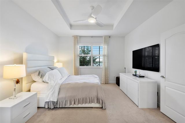 9585 Town Parc Cir N, Parkland, FL 33076