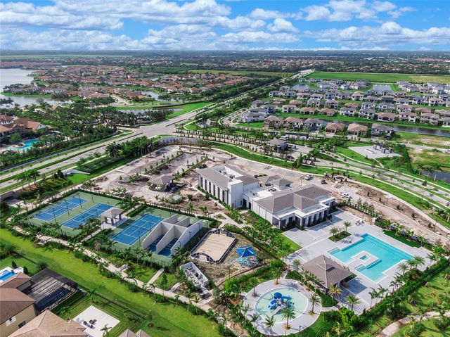 9585 Town Parc Cir N, Parkland, FL 33076