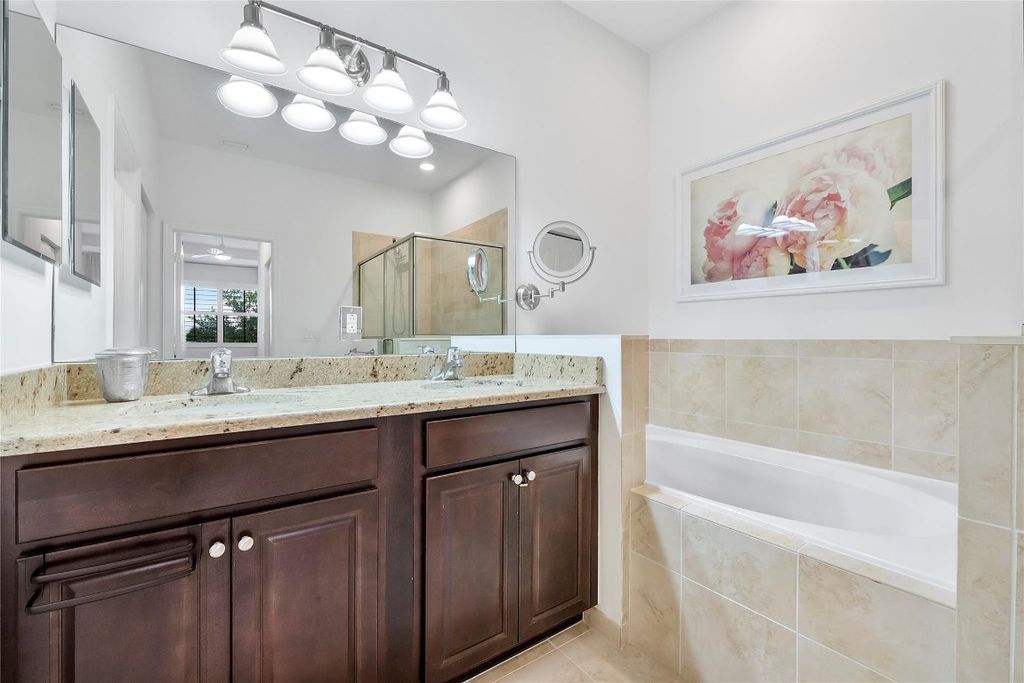 Image 16 of property listing at 9585 Town Parc Circle, Parkland, FL 33076