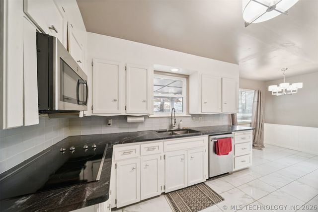 5008 S 72nd East Avenue, Tulsa, OK 74145