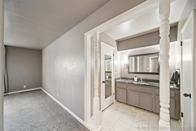 5008 S 72nd East Avenue, Tulsa, OK 74145