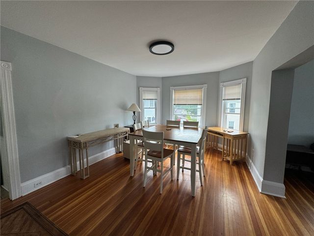 60 Berkeley Avenue 2, Newport, RI 02840