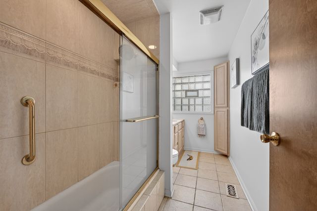 510 Audubon Street, Hoffman Estates, IL 60169