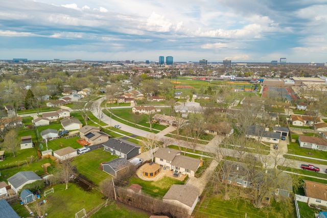 510 Audubon Street, Hoffman Estates, IL 60169