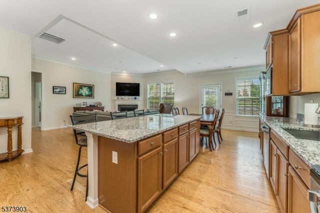 29 Bressler Road, Raritan Twp., NJ 08822