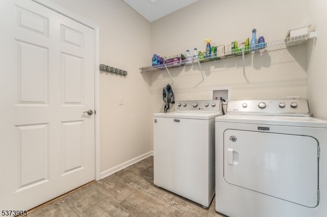 29 Bressler Road, Raritan Twp., NJ 08822