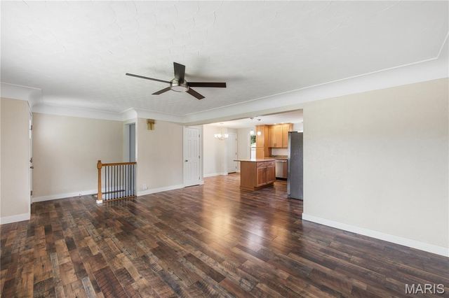 112 Midway Avenue, Cottage Hills, IL 62018