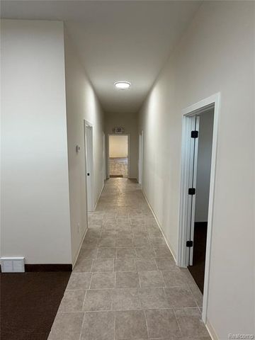 26310 W 7 Mile Road, Redford, MI 48240