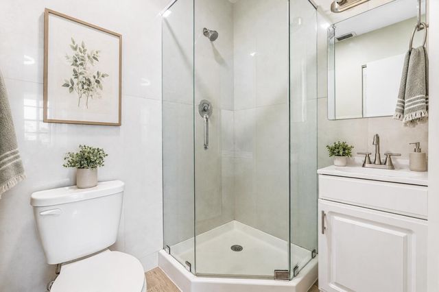1101 Cactus Terrace 203, Delray Beach, FL 33445