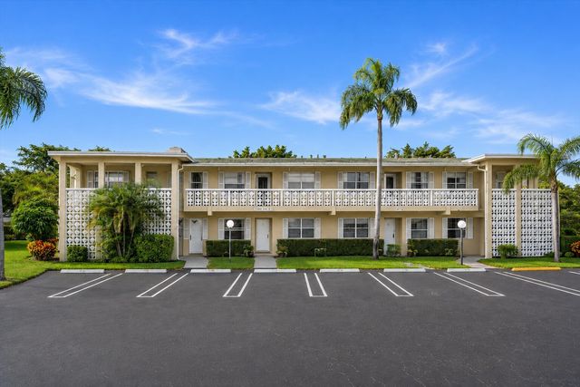 1101 Cactus Terrace 203, Delray Beach, FL 33445