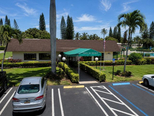 1101 Cactus Terrace 203, Delray Beach, FL 33445