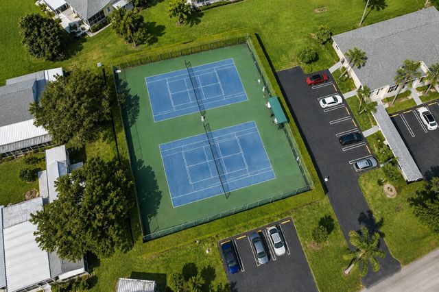 1101 Cactus Terrace 203, Delray Beach, FL 33445