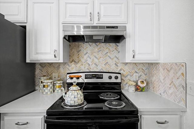 117 Mountain Oaks Drive, Norman, OK 73071