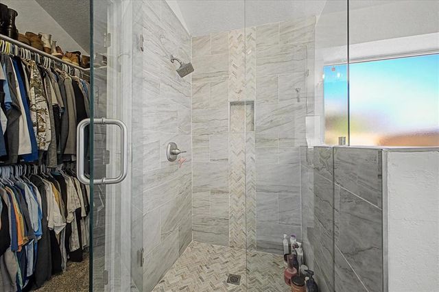 117 Mountain Oaks Drive, Norman, OK 73071