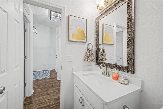 117 Mountain Oaks Drive, Norman, OK 73071