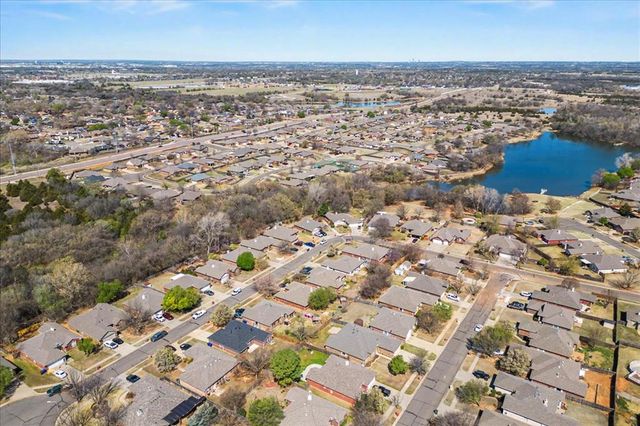 117 Mountain Oaks Drive, Norman, OK 73071