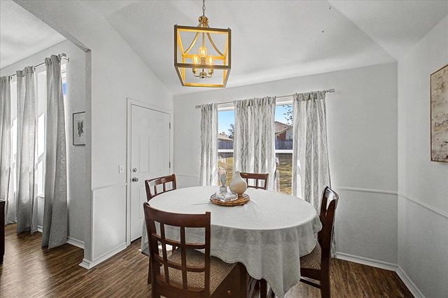 117 Mountain Oaks Drive, Norman, OK 73071