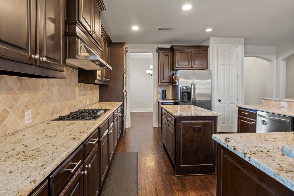 419 Paluxy Drive, Irving, TX 75039 — photo 4