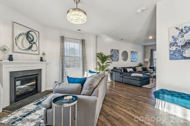 2106 Prospect Creek, Charlotte, NC 28227