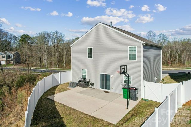 2106 Prospect Creek, Charlotte, NC 28227