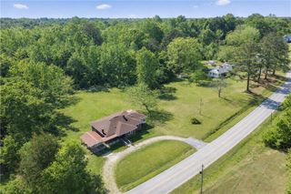 1318 S Main Street, Abbeville, SC 29620