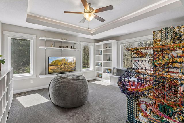 8700 Eagle Creek Boulevard, Shakopee, MN 55379