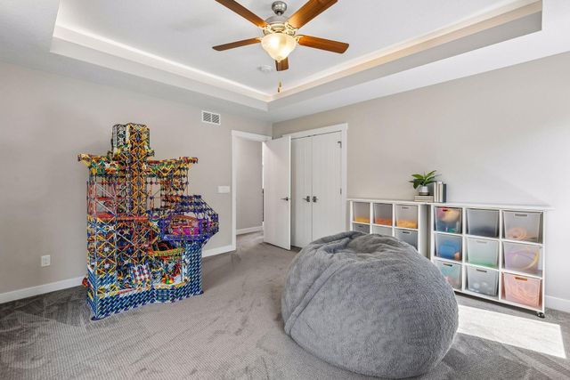 8700 Eagle Creek Boulevard, Shakopee, MN 55379