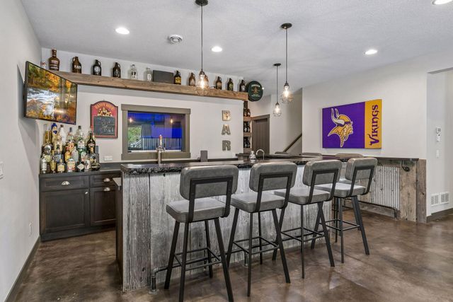 8700 Eagle Creek Boulevard, Shakopee, MN 55379