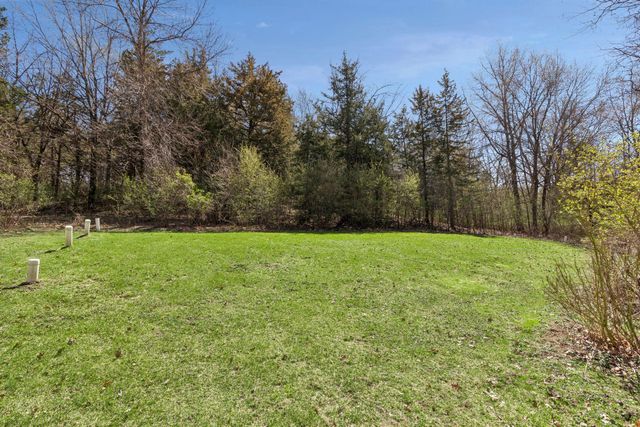 8700 Eagle Creek Boulevard, Shakopee, MN 55379